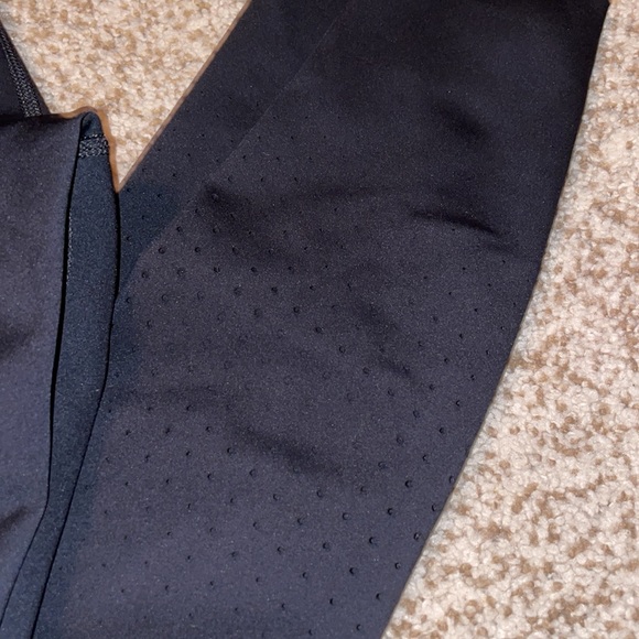 Nike Dri Fit Leggings - Picture 3 of 6